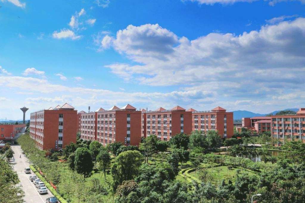 广东科技学院--成人高等教育招生简章